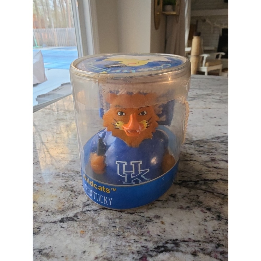 2002 CELEBRIDUCKS WILDCATS KENTUCKY RUBBER DUCK